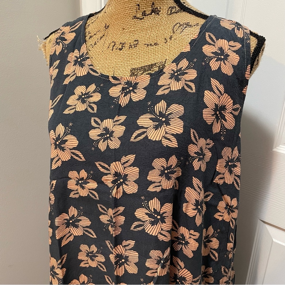 Flowy Hawaiian Print Dress